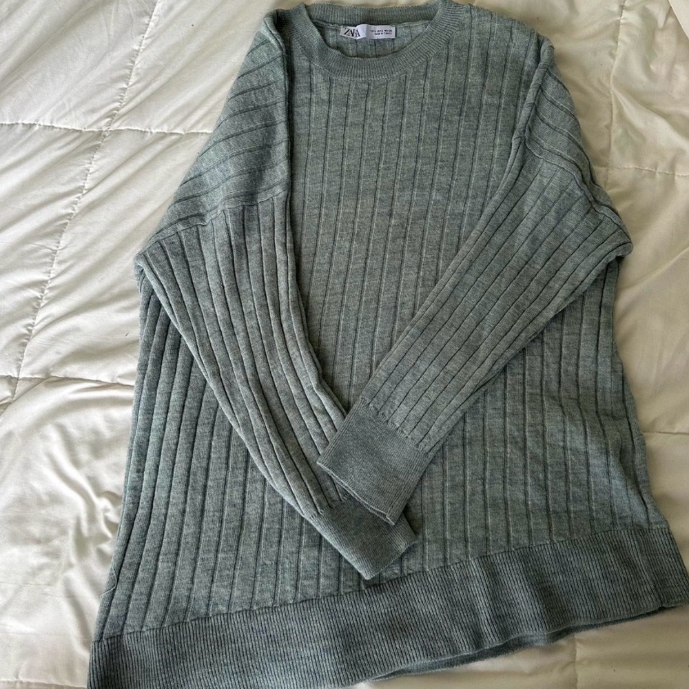 Zara Ribbed Knit Pullover in sage